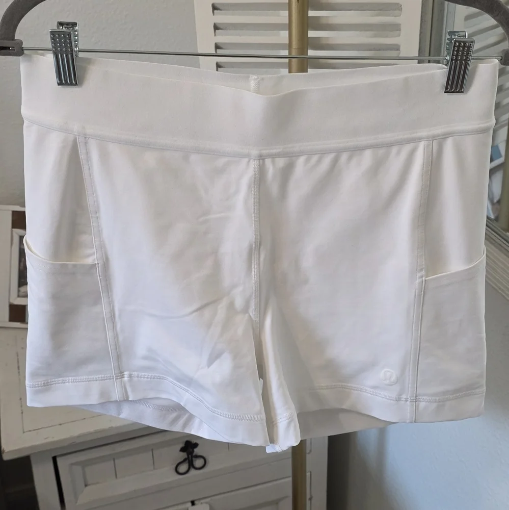 NWT Lululemon athletica White High-Rise Athletic Shorts